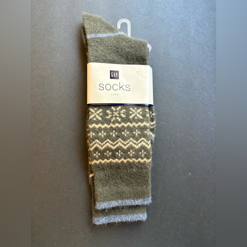 GAP Gray and Cream fair isle Patterned Socks